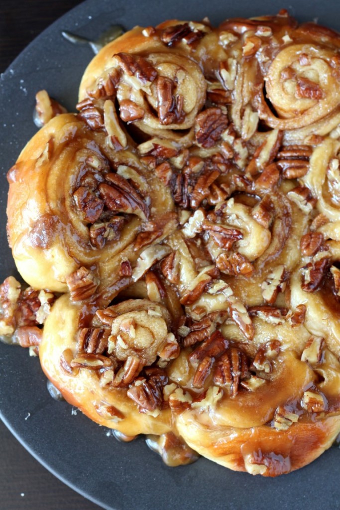 Caramel Pecan Sticky Buns | 16 Homemade Thanksgiving Bread Recipes