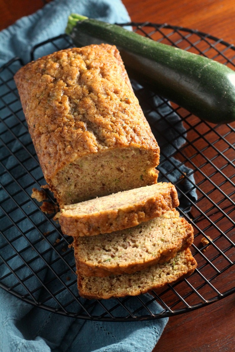 Classic Easy Zucchini Bread (2) - Chocolate With Grace