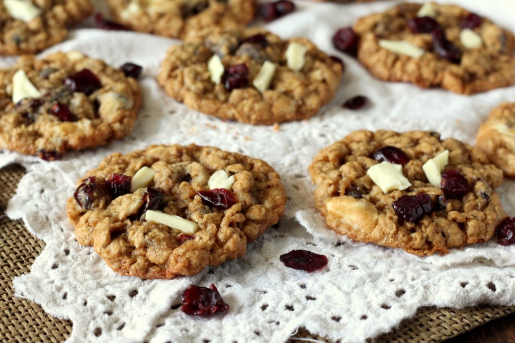 Cranberry White Chocolate Oatmeal Cookies (3)