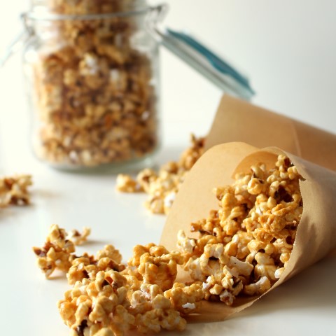 Microwave Salted Caramel Popcorn - Super easy to make in the microwave!