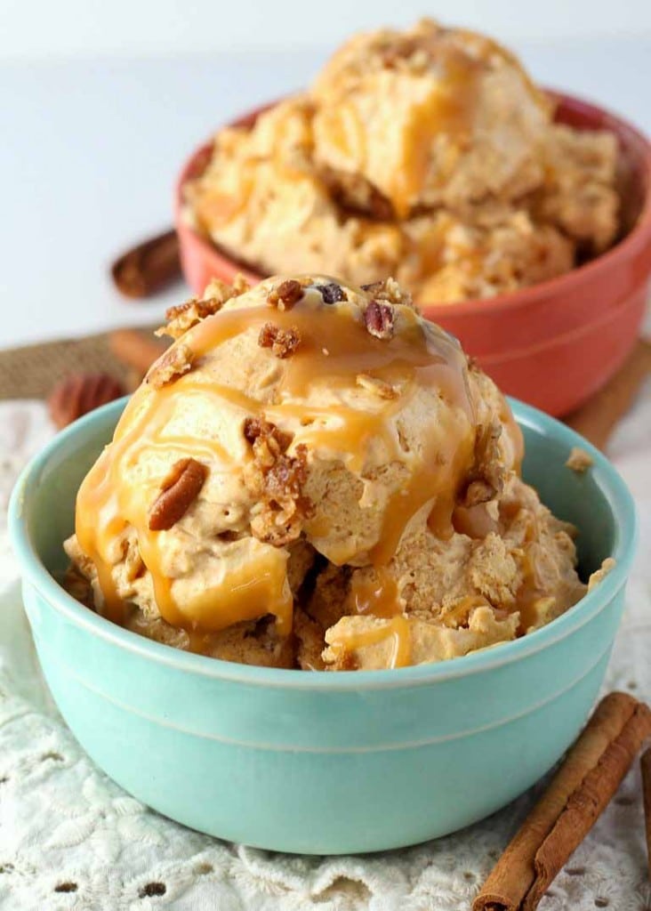 Pumpkin Ice Cream - a no churn recipe that you can stir together fast!