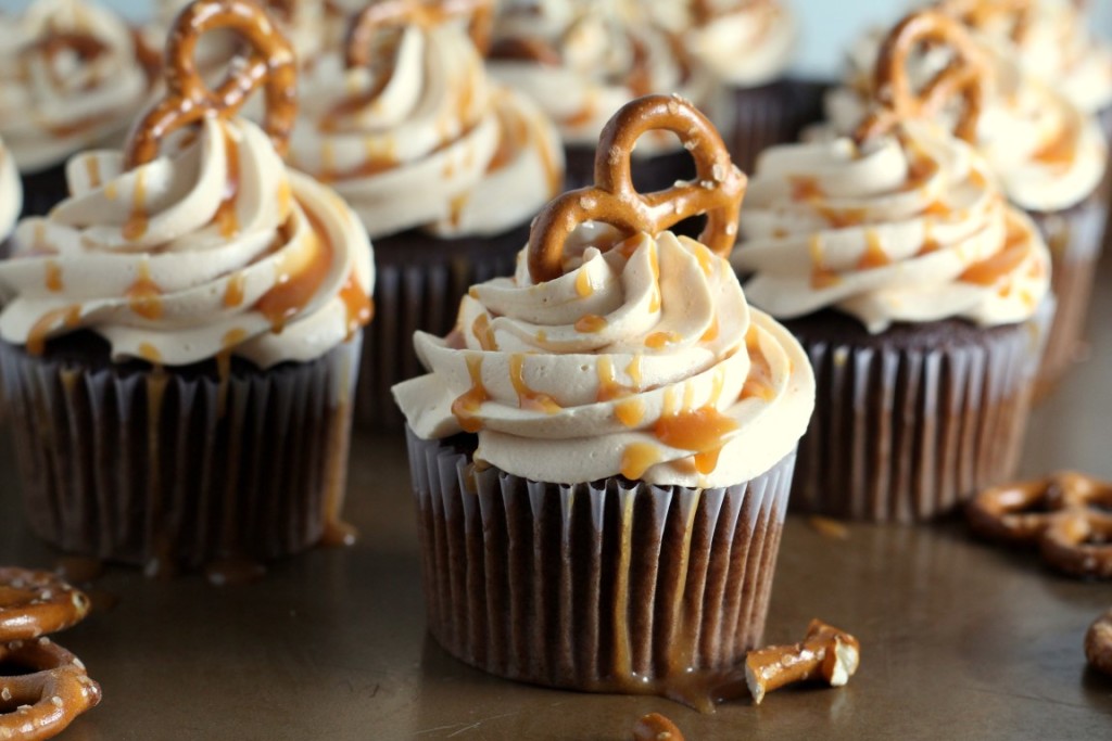 Salted Caramel Pretzel Cupcakes - Chocolate Cupcake Recipe