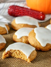Glazed Pumpkin Cookies are the fall cookie that we love.