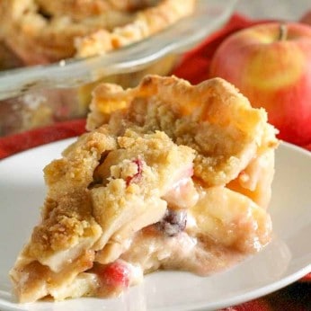 Cranberry Apple Pie with Streusel Crumb Topping