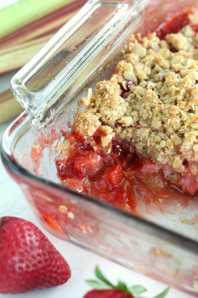 Strawberry Rhubarb Crisp is a quick and easy springtime dessert that is perfect for last minute guests. Fresh rhubarb and sweet strawberries topped with a crunchy oatmeal crumble make a dessert no one will forget. Top with whipped cream or vanilla ice cream.