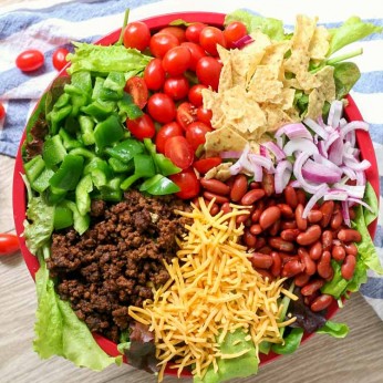 Hearty Classic Taco Salad