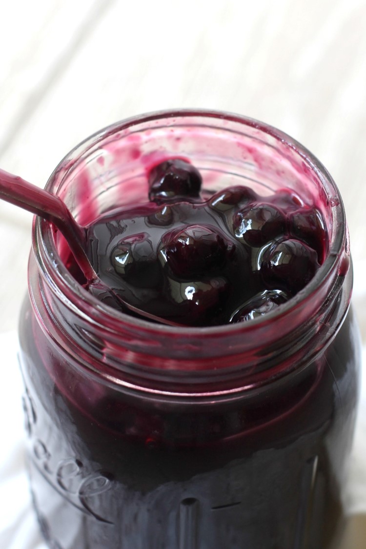 how to make homemade blueberry pie filling