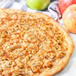 Apple Dessert Pizza - copycat Pizza Hut recipe