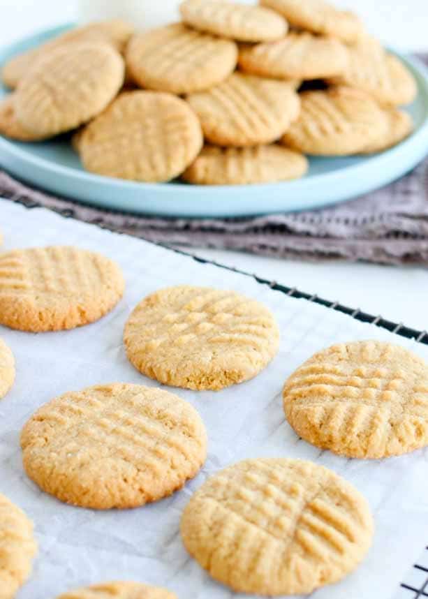 Classic Peanut Butter Cookies