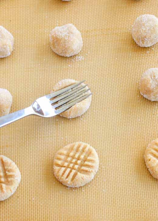 Old Fashioned Peanut Butter Cookie Recipe