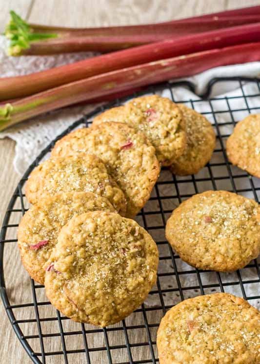 Soft and chewy Rhubarb Oatmeal Cookies