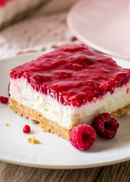 No Bake Cheesecake with Raspberry Topping