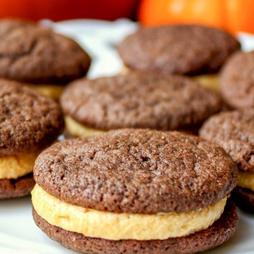 Chocolate Sandwich Cookies with Pumpkin Spice Buttercream - Chocolate ...