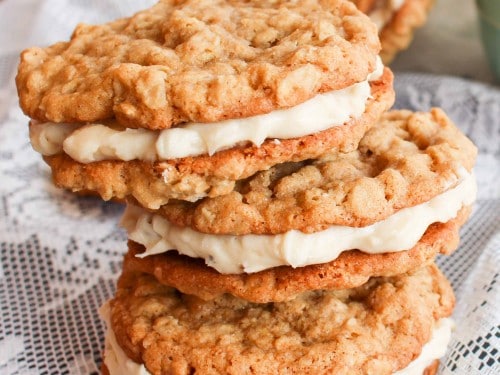 https://chocolatewithgrace.com/wp-content/uploads/2022/06/Oatmeal-Sandwich-Cookies-with-Maple-Buttercream-2-1-of-1-500x375.jpg