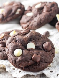 cookies with white and dark chocolate