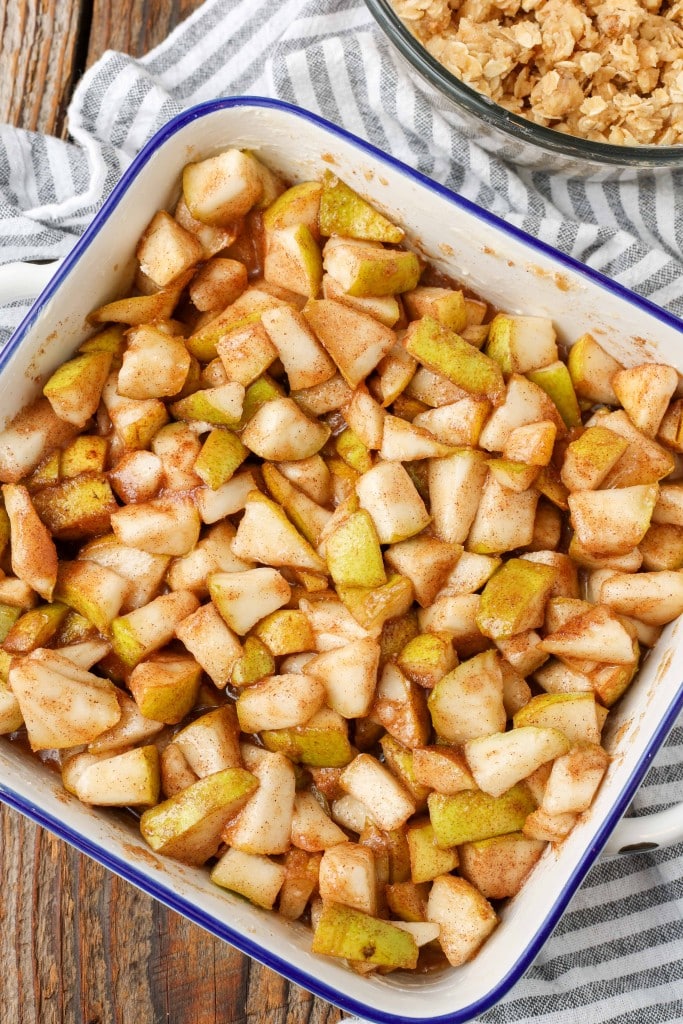 pears with cinnamon sugar in baking dish