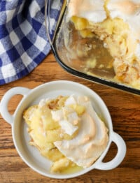 banana pudding with meringue topping