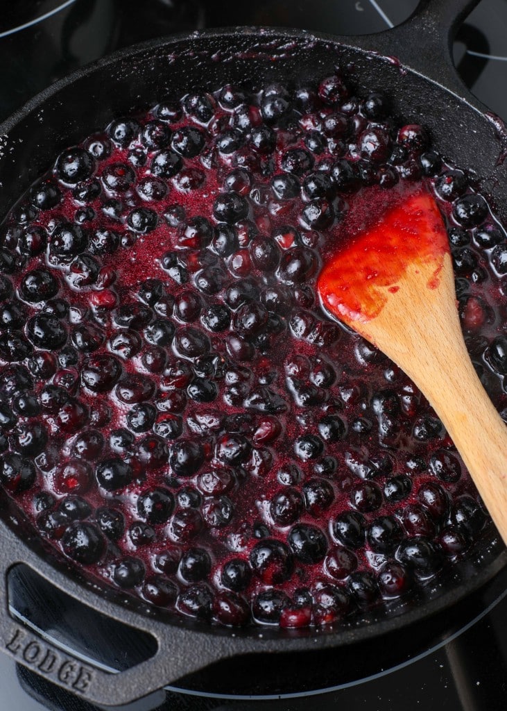 Simmering blueberry pie filling